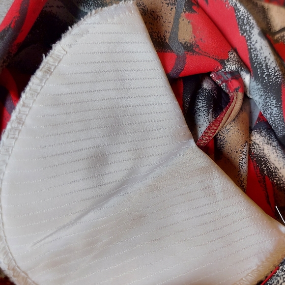 Blouse & Skirt Set - Picture 8 of 13